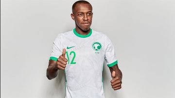 سعود عبد الحميد يسجل في فوز لانس على ميتز ليواصل اللحاق بسان جيرمان