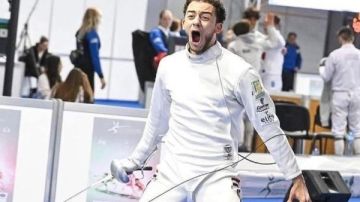 محافظ الغربية يهنئ محمد السيد بـ برونزية كأس العالم لسلاح المبارزة محافظ الغربية يهنئ محمد السيد بـ برونزية كأس العالم لسلاح المبارزة