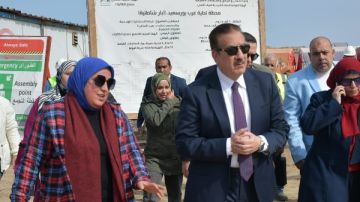 محافظ بورسعيد يتفقد مشروع محطة تحلية المياه الآبار الشاطئية بحي غرب محافظ بورسعيد يتفقد مشروع محطة تحلية المياه الآبار الشاطئية بحي غرب