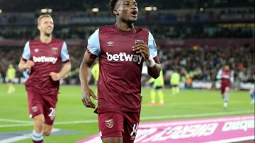 وست هام يهزم برينتفورد بركلات الترجيح ويبلغ ربع نهائي كأس إنجلترا وست هام يهزم برينتفورد بركلات الترجيح ويبلغ ربع نهائي كأس إنجلترا