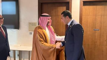 بدعوة من السعودية.. وزير الرياضة يصل إلى جدة مرافقا لبعثة المنتخب القومي لكرة القدم بدعوة من السعودية.. وزير الرياضة يصل إلى جدة مرافقا لبعثة المنتخب القومي لكرة القدم