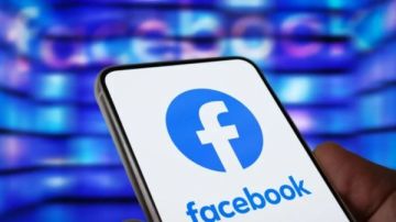 تصل لـ3000 دولار.. فيسبوك يغري صناع المحتوى بعروض غير مسبوقة تصل لـ3000 دولار.. فيسبوك يغري صناع المحتوى بعروض غير مسبوقة