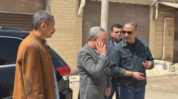 محافظ الجيزة يجازي رئيس مركز الصف ومسؤولين بالوحدات المحلية بسبب تقصير النظافة