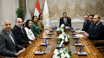 وزير الرياضة يستقبل اتحاد الإسكواش لبحث الإستعدادات للأولمبياد