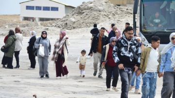 جهود مكثفة لأحياء بورسعيد للارتقاء بالخدمات وتحقيق الانضباط خلال العيد جهود مكثفة لأحياء بورسعيد للارتقاء بالخدمات وتحقيق الانضباط خلال العيد