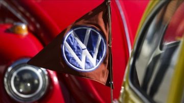 غضب ألماني بعد إعلان فولكس فاجن مساعدة الاحتلال على دعم القبة الحديدية غضب ألماني بعد إعلان فولكس فاجن مساعدة الاحتلال على دعم القبة الحديدية