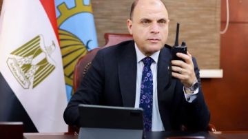 محافظ الغربية يتابع حملات النظافة المكثفة خلال عيد الفطر محافظ الغربية يتابع حملات النظافة المكثفة خلال عيد الفطر