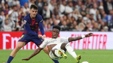 موعد كلاسيكو الأرض بين ريال مدريد وبرشلونة في الدوري الإسباني موعد كلاسيكو الأرض بين ريال مدريد وبرشلونة في الدوري الإسباني