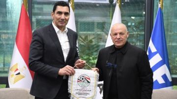 وزير الشباب والرياضة يزور مشروع الهدف بأكتوبر ويلتقي رئيس الاتحاد المصري لكرة القدم