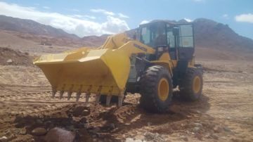 فتح طريق الأسباعية العلوي واستمرار جهود إزالة آثار السيول بسانت كاترين