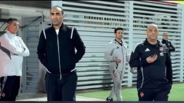 قبل موقعة الترجي.. اجتماع حاسم بين عبد الحفيظ ووليد صلاح في الأهلي قبل موقعة الترجي.. اجتماع حاسم بين عبد الحفيظ ووليد صلاح في الأهلي