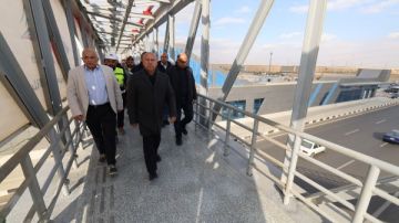 وزير النقل يتفقد التشطيبات النهائية وجاهزية المرحلة الثانية من مشروع الاتوبيس الترددي السريع BRT صور