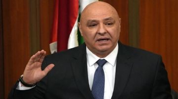 الرئيس اللبناني: غياب تجاوب إسرائيل يزيد الوضع العسكري سوءا فيديو