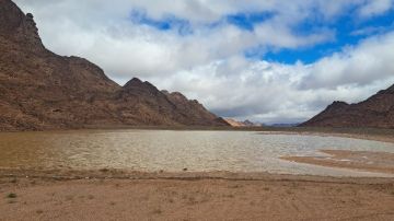 وزير الري يتابع موقف الأمطار الغزيرة والسيول بمحافظات شمال وجنوب سيناء والبحر الأحمر ومطروح وزير الري يتابع موقف الأمطار الغزيرة والسيول بمحافظات شمال وجنوب سيناء والبحر الأحمر ومطروح