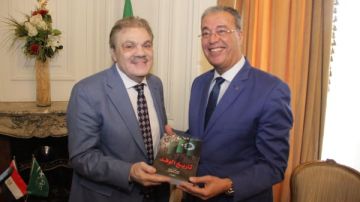 انضمام صلاح سلام لحزب الوفد.. البدوي يعينه مساعدا للمناطق الحدودية انضمام صلاح سلام لحزب الوفد.. البدوي يعينه مساعدا للمناطق الحدودية