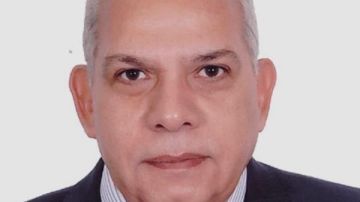 محمد رشاد : الحرب تؤثر على معارض الكتاب.. وقرارات التأجيل في صالح الناشرين محمد رشاد : الحرب تؤثر على معارض الكتاب.. وقرارات التأجيل في صالح الناشرين