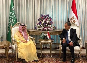 مصر تبحث مع السعودية خفض التصعيد وتحقيق التهدئة في المنطقة مصر تبحث مع السعودية خفض التصعيد وتحقيق التهدئة في المنطقة