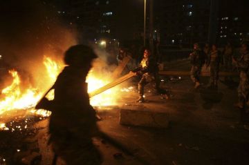 إنذار عاجل.. جيش الاحتلال يأمر بإخلاء سهل البقاع تحسبا لغارات على حزب الله إنذار عاجل.. جيش الاحتلال يأمر بإخلاء سهل البقاع تحسبا لغارات على حزب الله