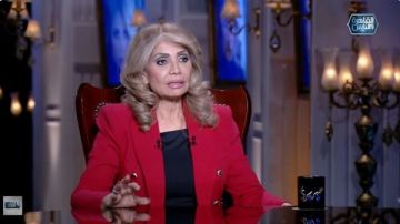 سوسن بدر تعترف: تعلمت الانضباط من والدتي آمال سالم فيديو سوسن بدر تعترف: تعلمت الانضباط من والدتي آمال سالم فيديو