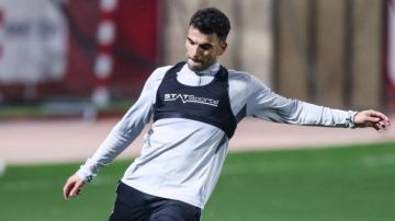 عضو مجلس إدارة الأهلي السابق: زيزو لم يصنع الفارق وتسبب في أزمات داخل الفريق عضو مجلس إدارة الأهلي السابق: زيزو لم يصنع الفارق وتسبب في أزمات داخل الفريق