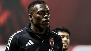 هل انتهت مغامرة كامويش في الأهلي مبكرا؟.. استبعاده المتكرر يثير علامات الاستفهام حول مستقبله مع توروب