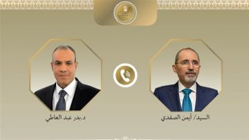 وزير الخارجية يحذر من تحديات جسيمة تهدد استقرار المنطقة بأسرها