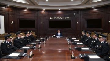 إرتكازات أمنية ودوريات مرورية.. وزير الداخلية يراجع خطة تأمين الاحتفال بعيد الفطر