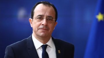 التصعيد في شرق المتوسط .. قبرص تطالب باتفاقية أمنية جديدة للقواعد البريطانية