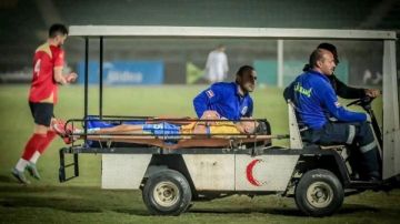 خلع في الكتف يبعد نادر فرج عن الإسماعيلي 3 أسابيع خلع في الكتف يبعد نادر فرج عن الإسماعيلي 3 أسابيع