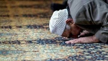 كيف يصل الإنسان إلى السكينة وسلامة الصدر.. عالم بالأوقاف يوضح