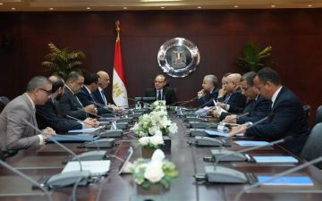 مصر.. وزير الاستثمار يبحث مع رئيس جهاز تنمية المشروعات تعزيز دعم ريادة الأعمال