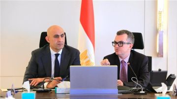 وزيرا التعليم والتخطيط يناقشان الخطة الاستثمارية لتعزيز جهود تطوير منظومة التعليم