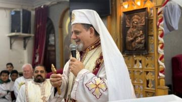 الأنبا بشارة يترأس القداس بكنيسة أم الرحمة بمنهري ويمنح درجة الإبصالتس لعدد من أبناء الرعية الأنبا بشارة يترأس القداس بكنيسة أم الرحمة بمنهري ويمنح درجة الإبصالتس لعدد من أبناء الرعية