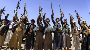 الحوثيون: مستعدون للتدخل إذا استمر التصعيد ضد إيران الحوثيون: مستعدون للتدخل إذا استمر التصعيد ضد إيران