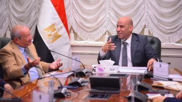 وزيرالعمل: تنفيذ مبادرة فرصة جديدة لتشغيل الخبرات فوق سن الأربعين وزيرالعمل: تنفيذ مبادرة فرصة جديدة لتشغيل الخبرات فوق سن الأربعين