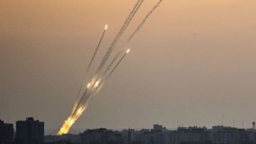 إعلام إسرائيلي: مسيرة اخترقت أجواء القدس ومحيطها إعلام إسرائيلي: مسيرة اخترقت أجواء القدس ومحيطها