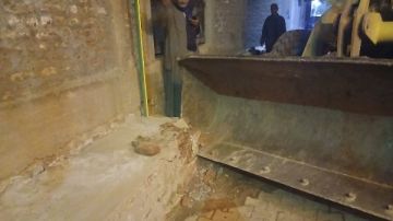 الانتهاء من طلاء موحد لـ 500 حاوية قمامة بمدينة الأقصر الانتهاء من طلاء موحد لـ 500 حاوية قمامة بمدينة الأقصر