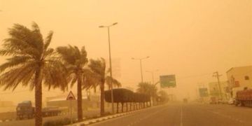 حالة الطقس غدا.. الأرصاد تحذر من رياح مغبرة وفرص سقوط أمطار