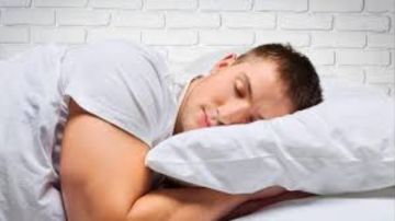 ماذا يحدث لمن يعود للنوم بعد صلاة الفجر؟.. لا تفعلها لـ10 أسباب تؤثر على صحتك وحياتك