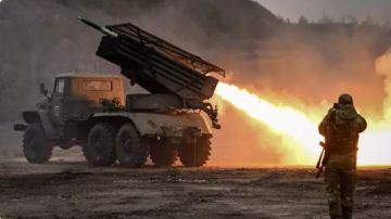 تطور خطير.. الدفاعات الجوية الإيرانية تسقط طائرة أمريكية مقاتلة إف-15 تطور خطير.. الدفاعات الجوية الإيرانية تسقط طائرة أمريكية مقاتلة إف-15