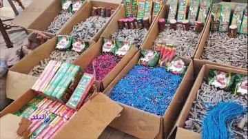 ضبط 1950 قطعة صواريخ ألعاب نارية محظور تداولها أو بيعها فى الأسواق بالغربية