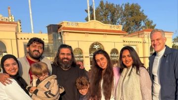 كنتي ملاك.. كنزي مدبولي تعلن وفاة شقيقة زوجها