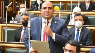 مطالب برلمانية باستثناء المدن السياحية من قرار الغلق لحماية العملة الصعبة