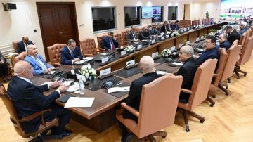 إعادة ضبط بوصلة البرلمان.. رئيس النواب يقود خطة شاملة لتطوير أداء اللجان النوعية إعادة ضبط بوصلة البرلمان.. رئيس النواب يقود خطة شاملة لتطوير أداء اللجان النوعية