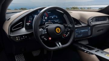 الأثرياء يكرهون شاشات اللمس .. فيراري تعود للأزرار