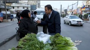 بائعة خضار تروي حكايتها في ساعة الفطار.. الحاجة سامية: اتولدت ليلة حفلة أم كلثوم بائعة خضار تروي حكايتها في ساعة الفطار.. الحاجة سامية: اتولدت ليلة حفلة أم كلثوم