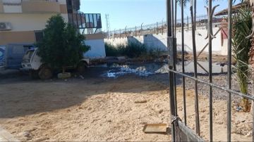 روائح كريهة تحاصر العاملين.. مديرية الشباب والرياضة بالبحر الأحمر تغرق في مياه الصرف الصحي (صور) روائح كريهة تحاصر العاملين.. مديرية الشباب والرياضة بالبحر الأحمر تغرق في مياه الصرف الصحي (صور)