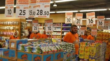 اضطراب الملاحة في مضيق هرمز يهدد بإشعال أسعار الغذاء عالميا