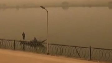 الرؤية صفر.. رياح محملة بالأتربة وتدهور في مستوى الرؤية الأفقية بالمنيا