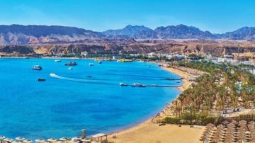 السياحة تشكل غرفة عمليات لتلقي وبحث استفسارات وشكاوى المواطنين والسائحين في العيد السياحة تشكل غرفة عمليات لتلقي وبحث استفسارات وشكاوى المواطنين والسائحين في العيد